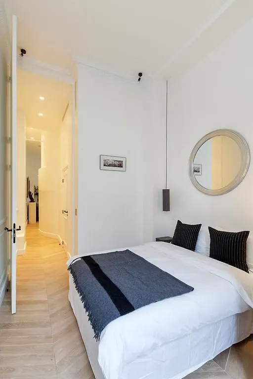 Apartment Place Vendome