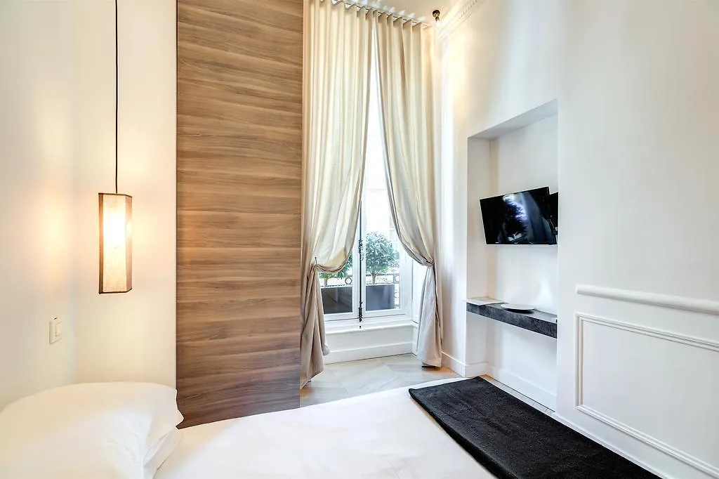 Place Vendome Apartment Paris