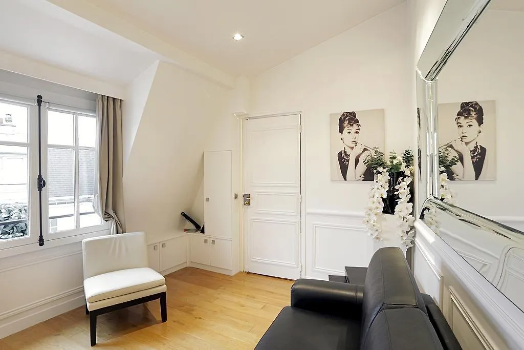 Place Vendome Apartment Paris