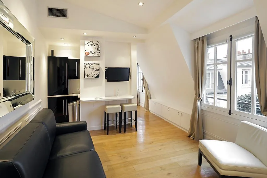 Apartment Place Vendome *